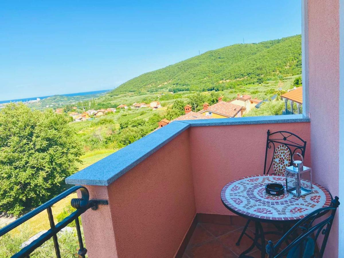 Apartma Mija-Dekani Exterior foto